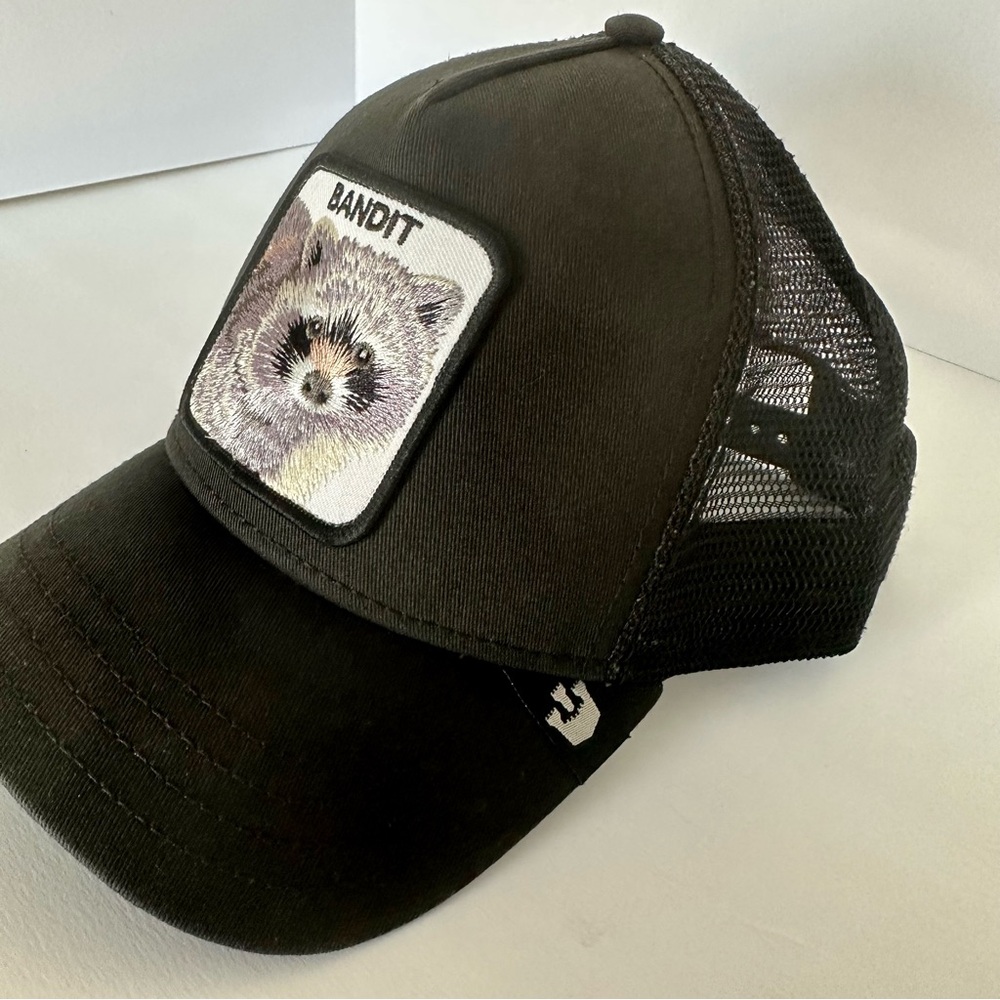 Goorin Bros Bandit Raccoon Patch Trucker Hat Black Animal Farm Cap snapback OS - Picture 4 of 14